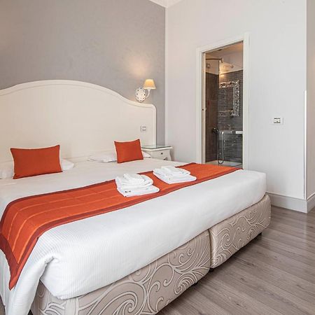 Bed and Breakfast Residenza Castrense Roma Exterior foto