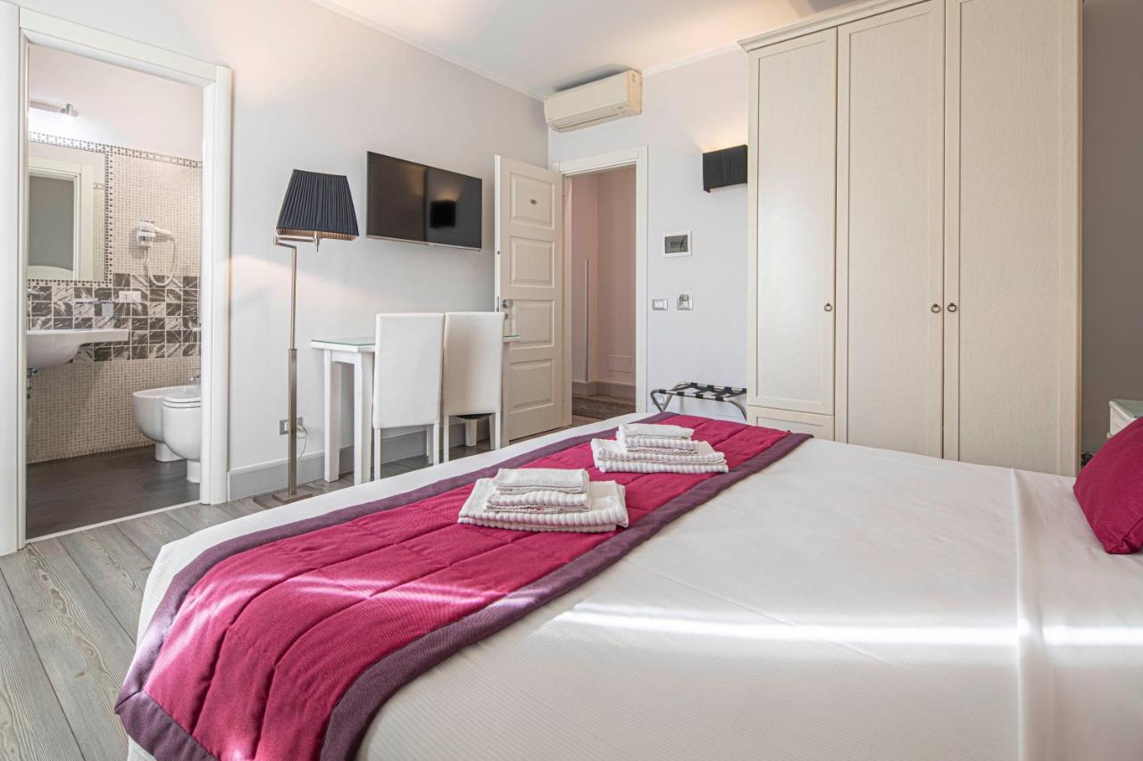 Bed and Breakfast Residenza Castrense Roma Exterior foto